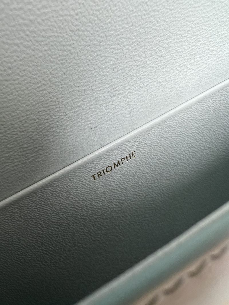 Ce1i*e triomphe bags